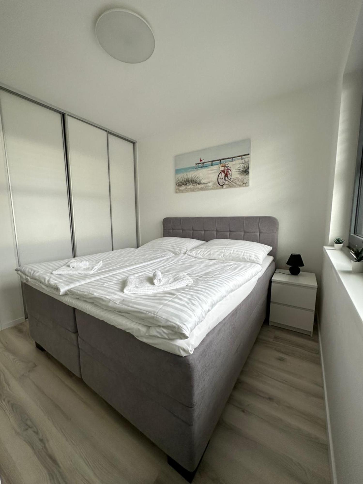 Ein Park Apartment With Free Parking Bratislava Dış mekan fotoğraf